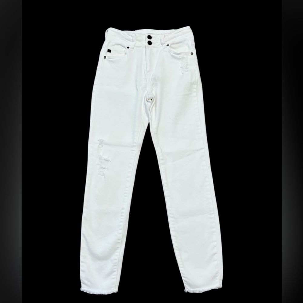 Women’s KANCAN white denim jeans slightly distressed size 3/25 EUC